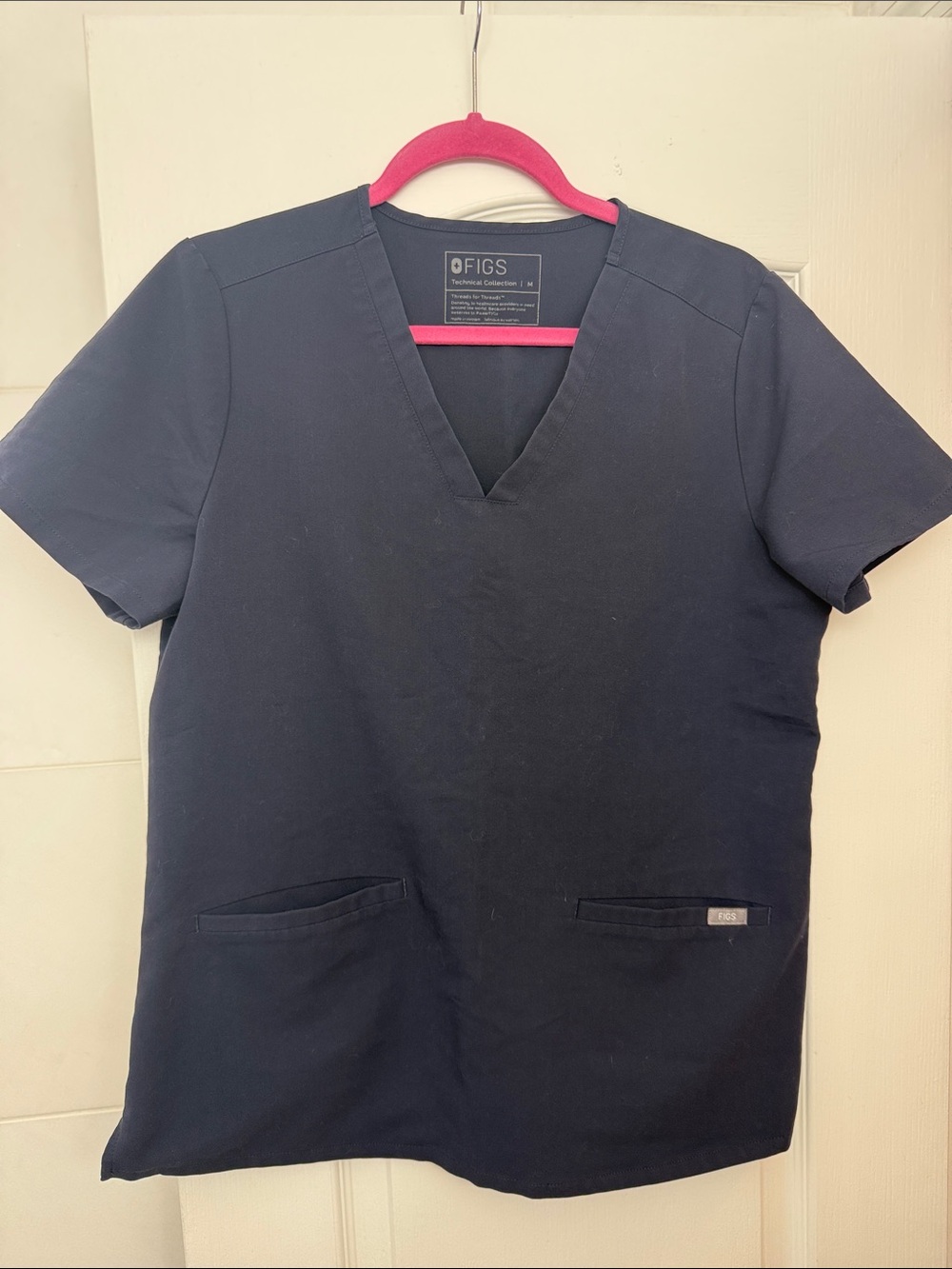 Figs Quiet Navy Medium Casma Scrub Top and Zamora Jogger Set - Picture 3 of 6